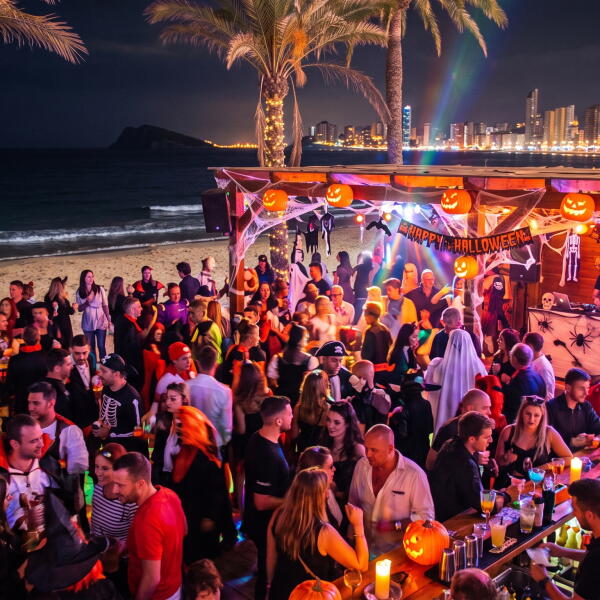 &iquest;D&oacute;nde celebrar la mejor fiesta de Halloween 2026 en Benidorm frente al mar?